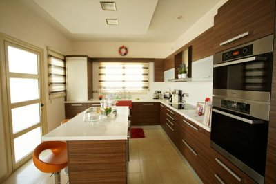 Detached Villa For Sale  in  Tsada