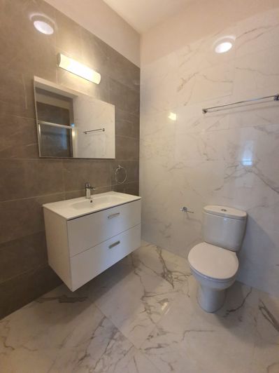 Image No.9-3 Bed Apartment for sale