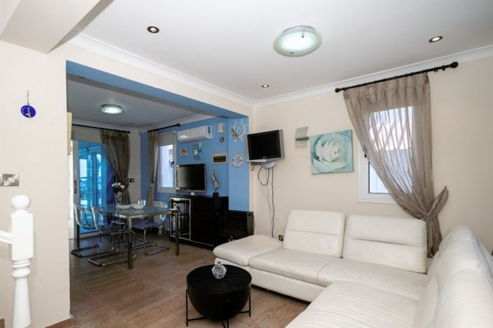 Image No.4-Villa de 4 chambres à vendre à Zygi