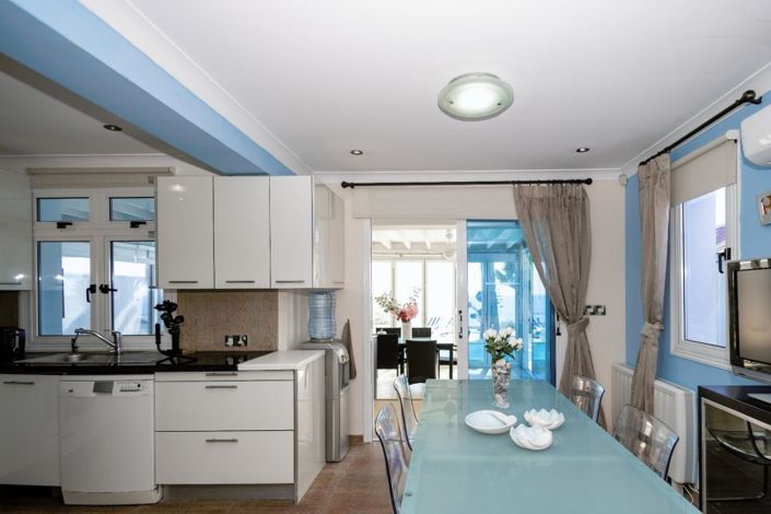 Image No.5-4 Bed Villa for sale