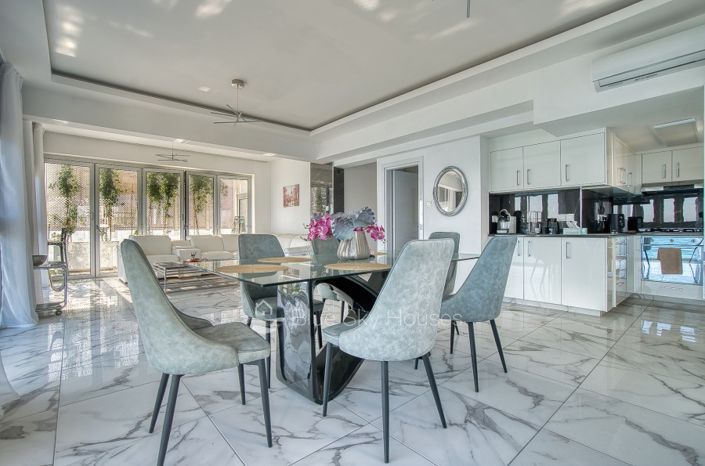 Image No.6-3 Bed Apartment for sale