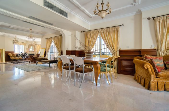 Image No.1-4 Bed Villa for sale