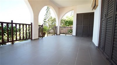 Detached Villa For Sale  in  Pomos