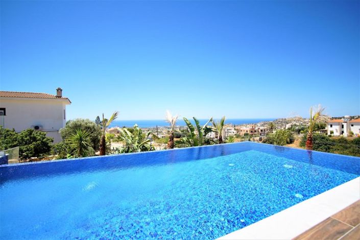 Image No.2-Villa de 4 chambres à vendre à Paphos