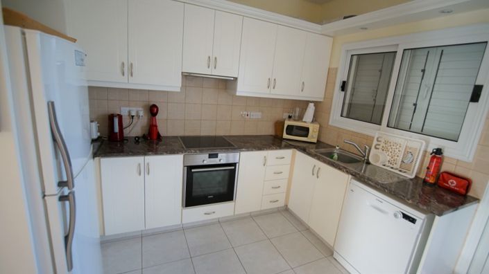 Image No.6-2 Bed Townhouse for sale