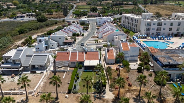 Image No.5-2 Bed Villa for sale