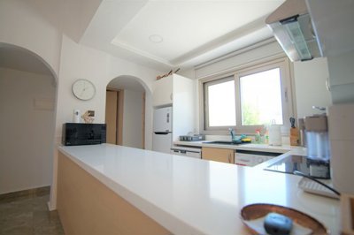 Bungalow For Sale  in  Chloraka