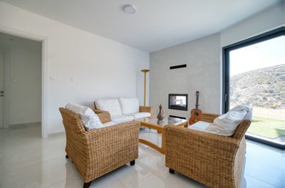 Detached Villa For Sale  in  Agios Tychonas
