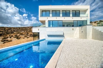 Detached Villa For Sale  in  Agios Tychonas