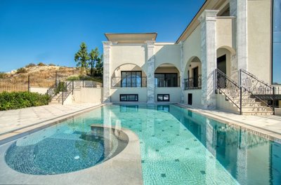 Detached Villa For Sale  in  Panthea