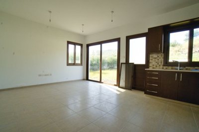 Detached Villa For Sale  in  Eptagoneia