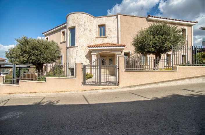 Image No.2-Villa de 5 chambres à vendre à Paphos