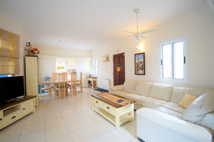 Image No.3-Villa de 3 chambres à vendre à Paphos