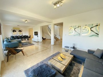 Detached Villa For Sale  in  Chloraka