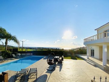 Detached Villa For Sale  in  Chloraka