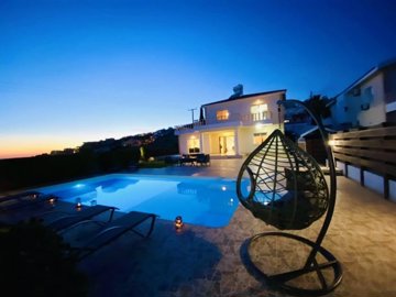 Detached Villa For Sale  in  Chloraka