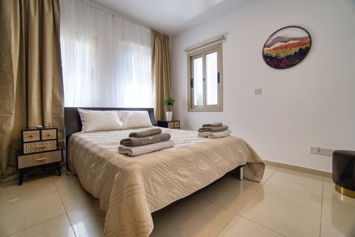 Image No.9-2 Bed Apartment for sale