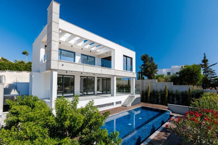 Image No.1-5 Bed Villa for sale