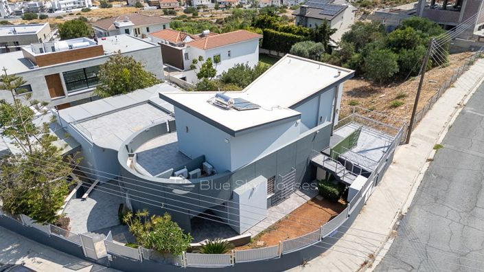 Image No.1-3 Bed Villa for sale