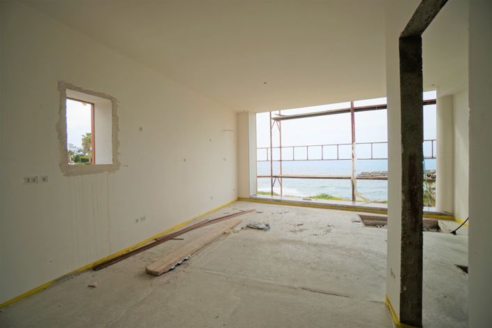 Image No.6-4 Bed Villa for sale