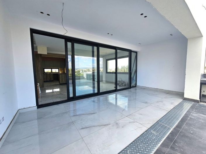 Image No.1-Penthouse de 3 chambres à vendre à Limassol