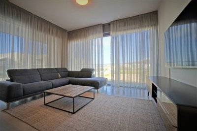 Apartment For Rent  in  Kato Paphos - Universal