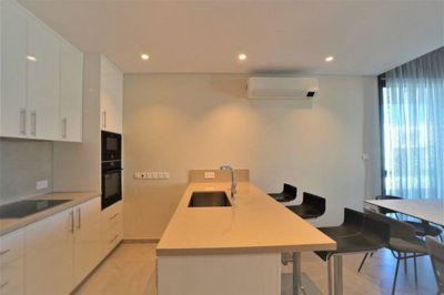 Apartment For Rent  in  Kato Paphos - Universal