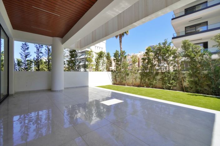 Image No.10-3 Bed Apartment for sale