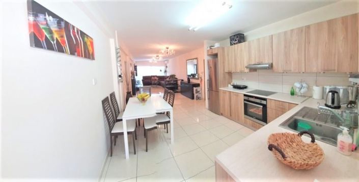 Image No.3-3 Bed Apartment for sale