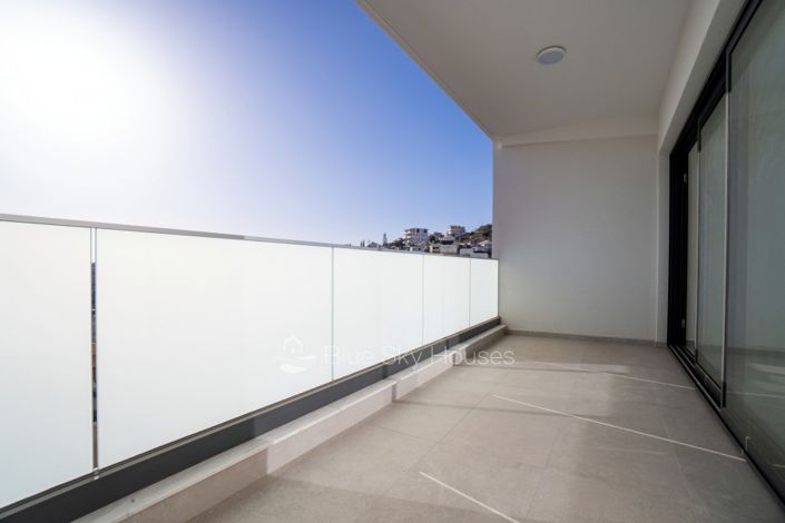 Image No.3-Appartement de 2 chambres à vendre à Agia Fyla