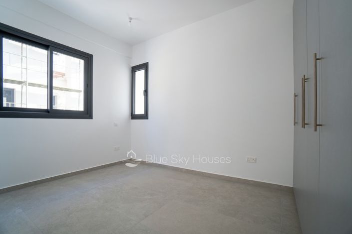 Image No.4-Appartement de 2 chambres à vendre à Agia Fyla