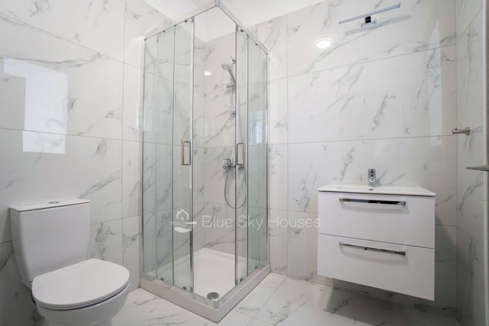 Image No.7-Appartement de 2 chambres à vendre à Agia Fyla