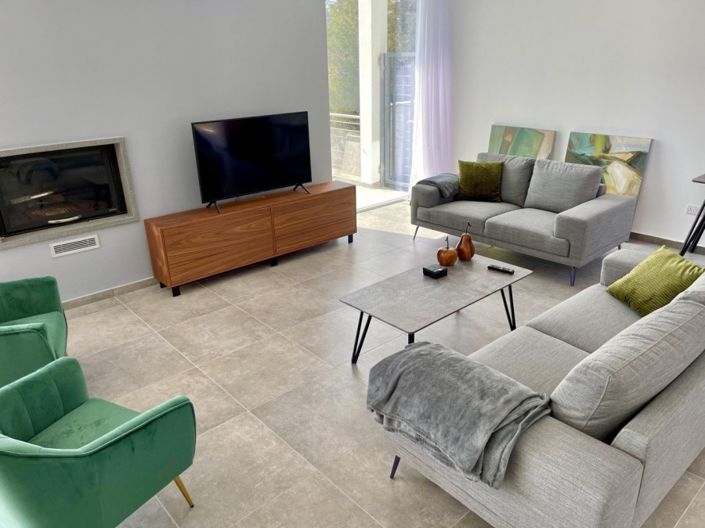 Image No.4-5 Bed Villa for sale