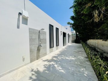 Detached Villa For Sale  in  Kato Paphos