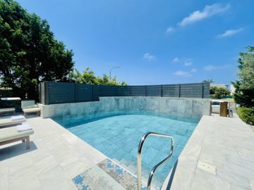 Detached Villa For Sale  in  Kato Paphos