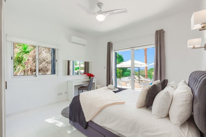 Image No.4-5 Bed Villa for sale