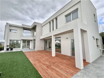 Detached Villa For Sale  in  Palodeia