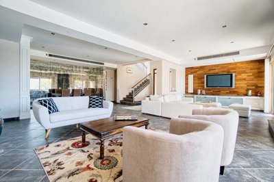 Detached Villa For Sale  in  Paramali