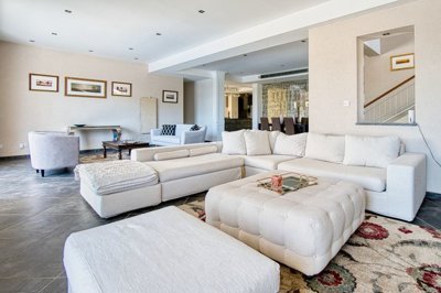 Detached Villa For Sale  in  Paramali
