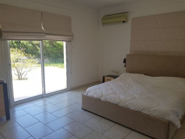 Image No.6-5 Bed Villa for sale