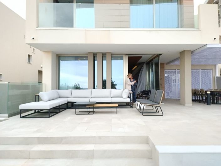 Image No.3-4 Bed Villa for sale