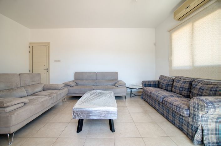 Image No.8-3 Bed Villa for sale