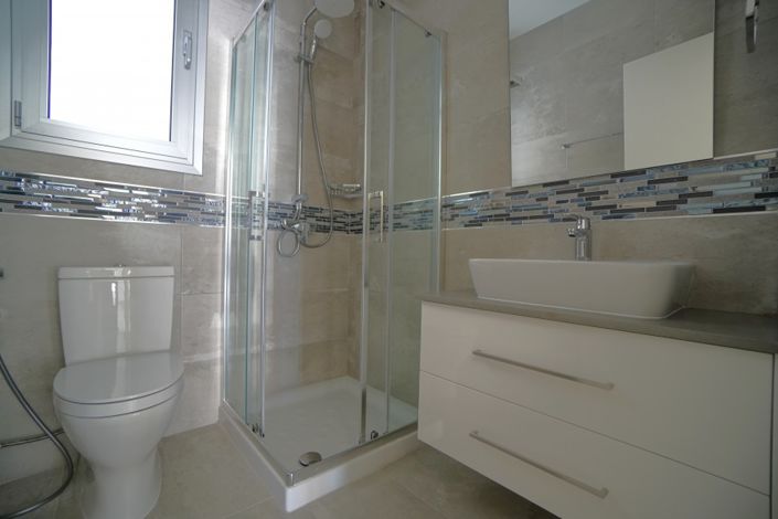 Image No.3-3 Bed Villa for sale