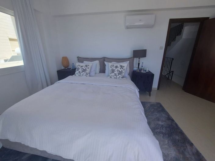 Image No.8-Villa de 4 chambres à vendre à Pervolia