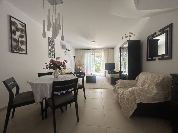 Image No.10-2 Bed Townhouse for sale