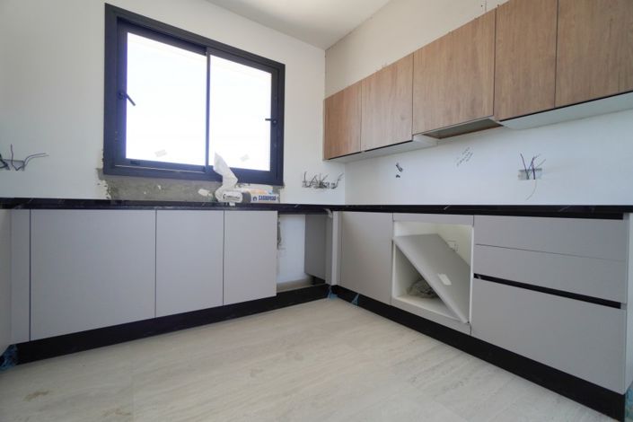 Image No.3-2 Bed Penthouse for sale