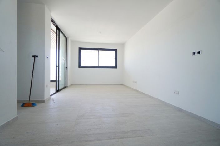 Image No.4-2 Bed Penthouse for sale