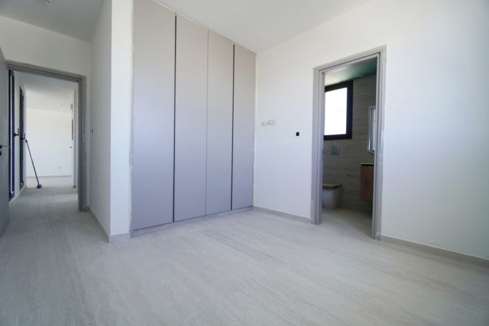 Image No.8-2 Bed Penthouse for sale