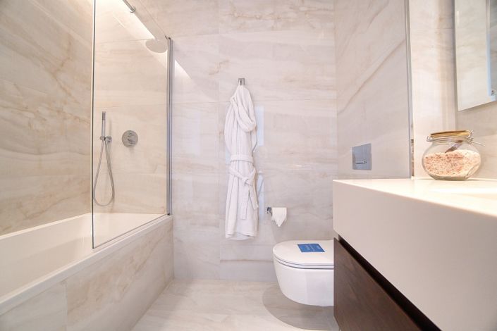 Image No.10-3 Bed Apartment for sale