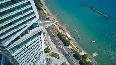 High-Rise Apartment For Sale  in  Neapolis